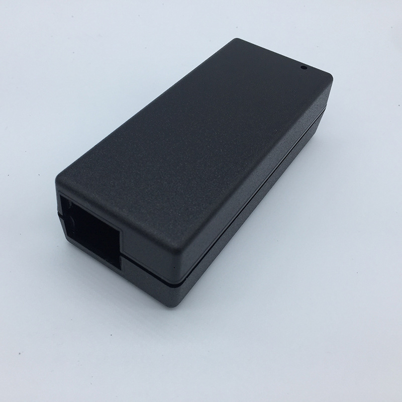 注塑成型技术在制造业的应用与革新